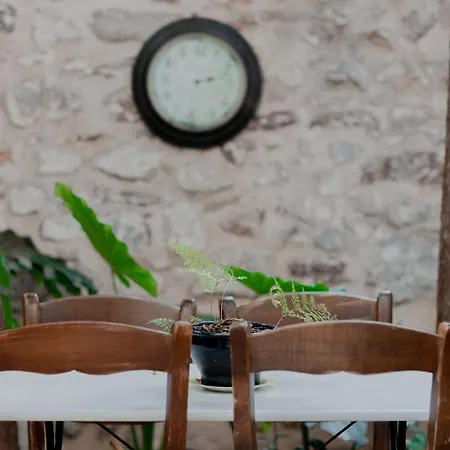 Alojamento de Acomodação e Pequeno-almoço Rigas Náuplia